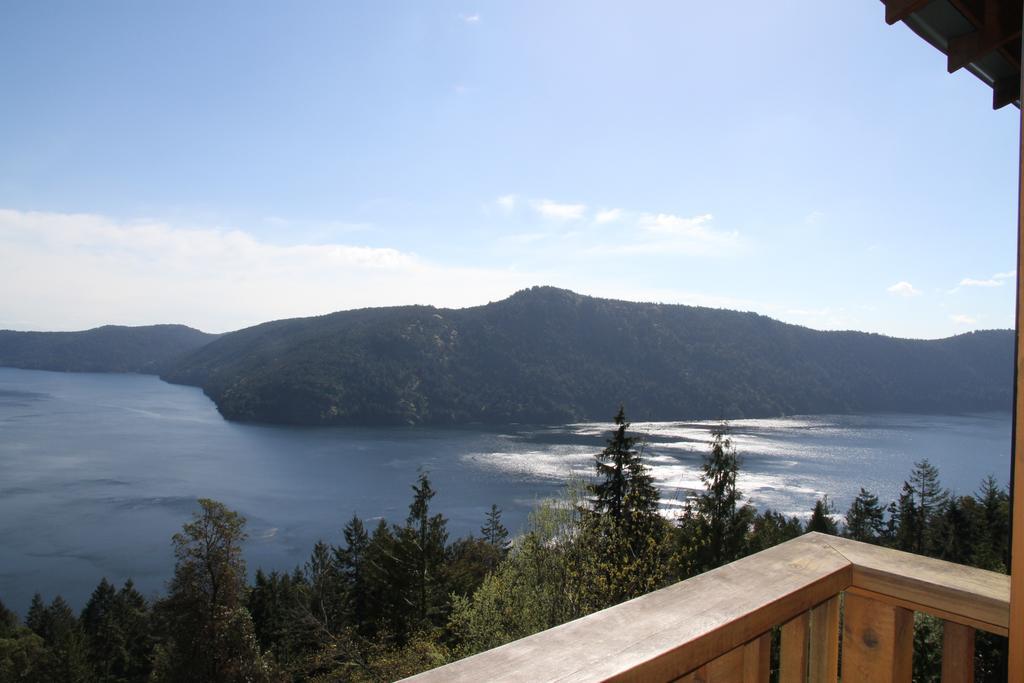 Moon Water Lodge Malahat Ruang foto
