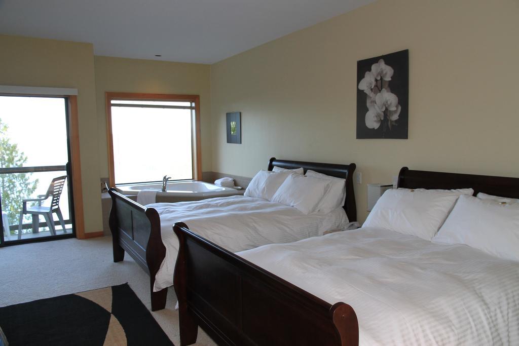 Moon Water Lodge Malahat Ruang foto