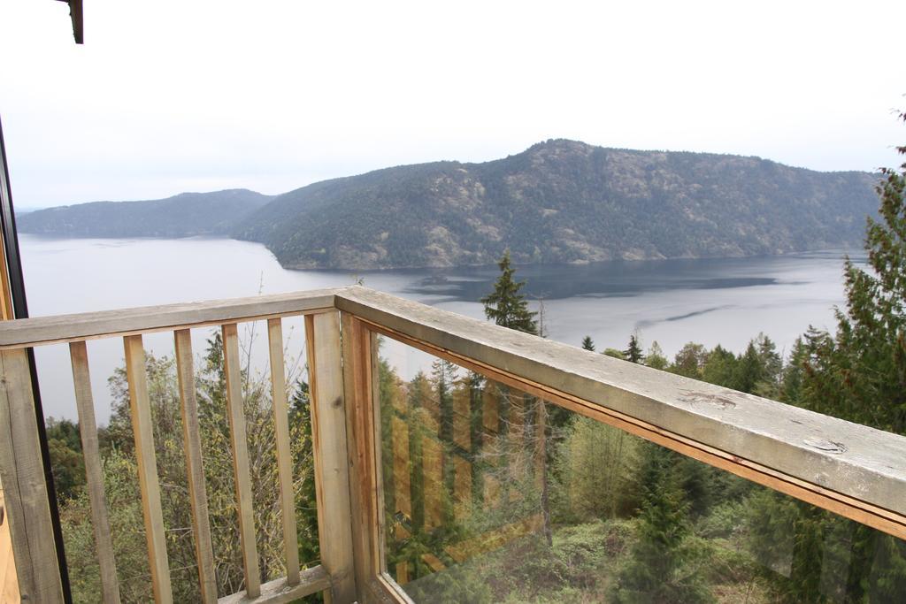 Moon Water Lodge Malahat Ruang foto